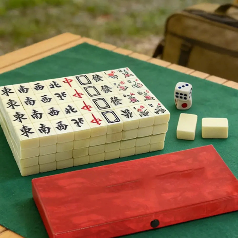 Mahjong set with racks, 144 tiles (3 of 7)