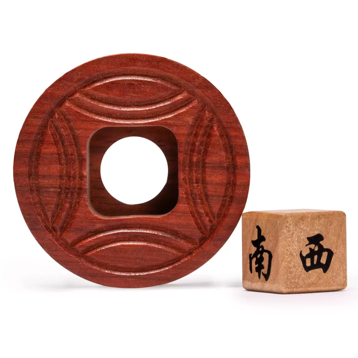 Wooden mahjong wind indicator in beige solid wood (3 of 5)