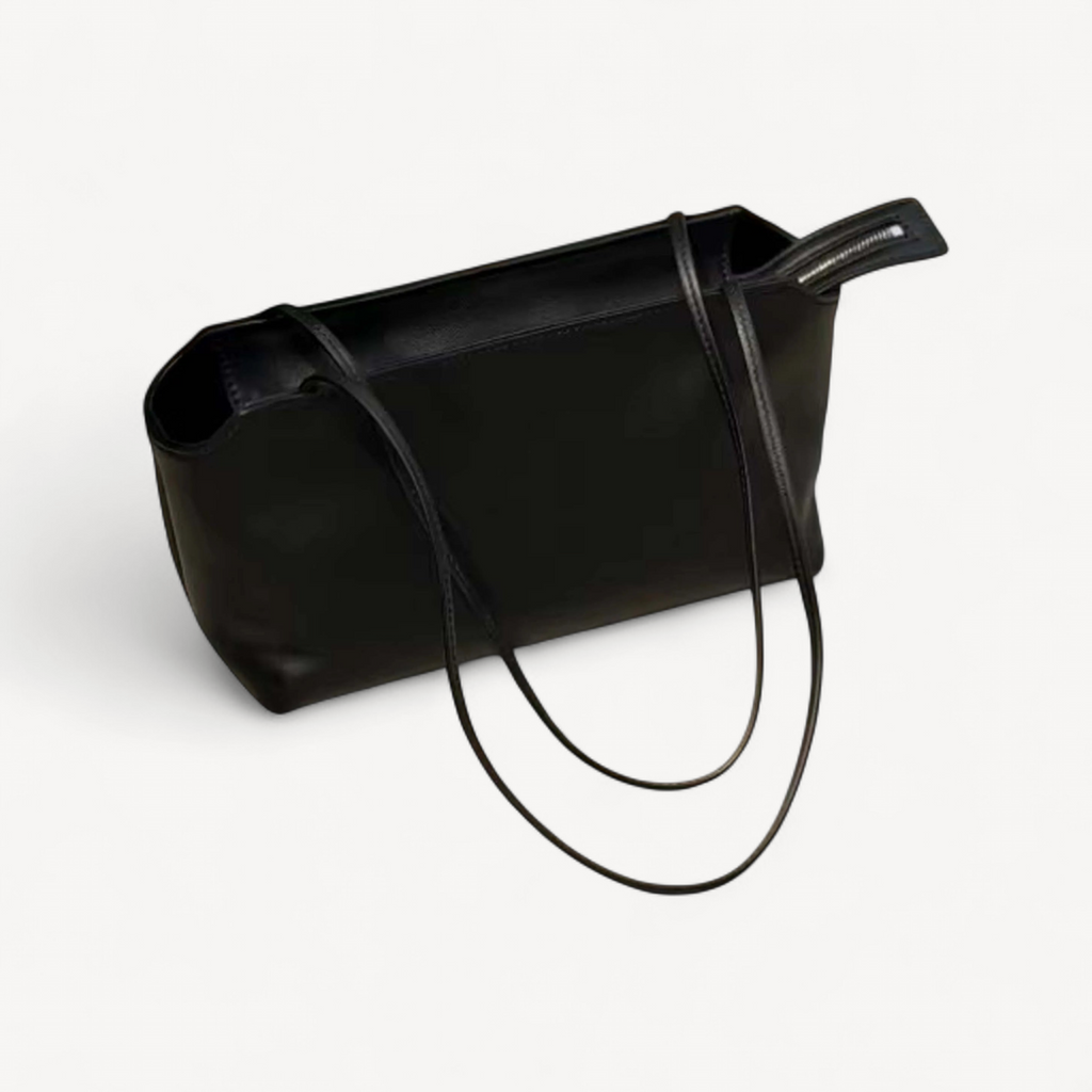 Mahjong shoulder bag in black full sheepskin (2 of 10)