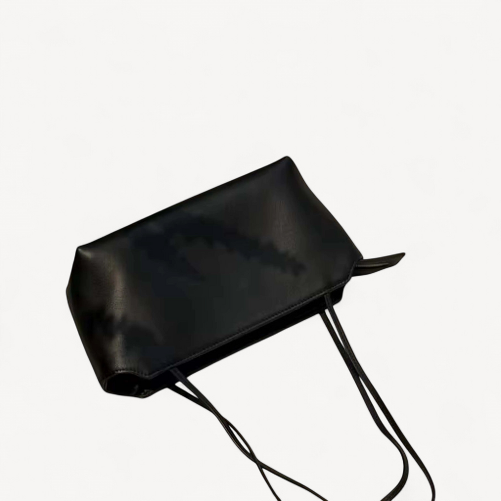 Mahjong shoulder bag in black full sheepskin (3 of 10)