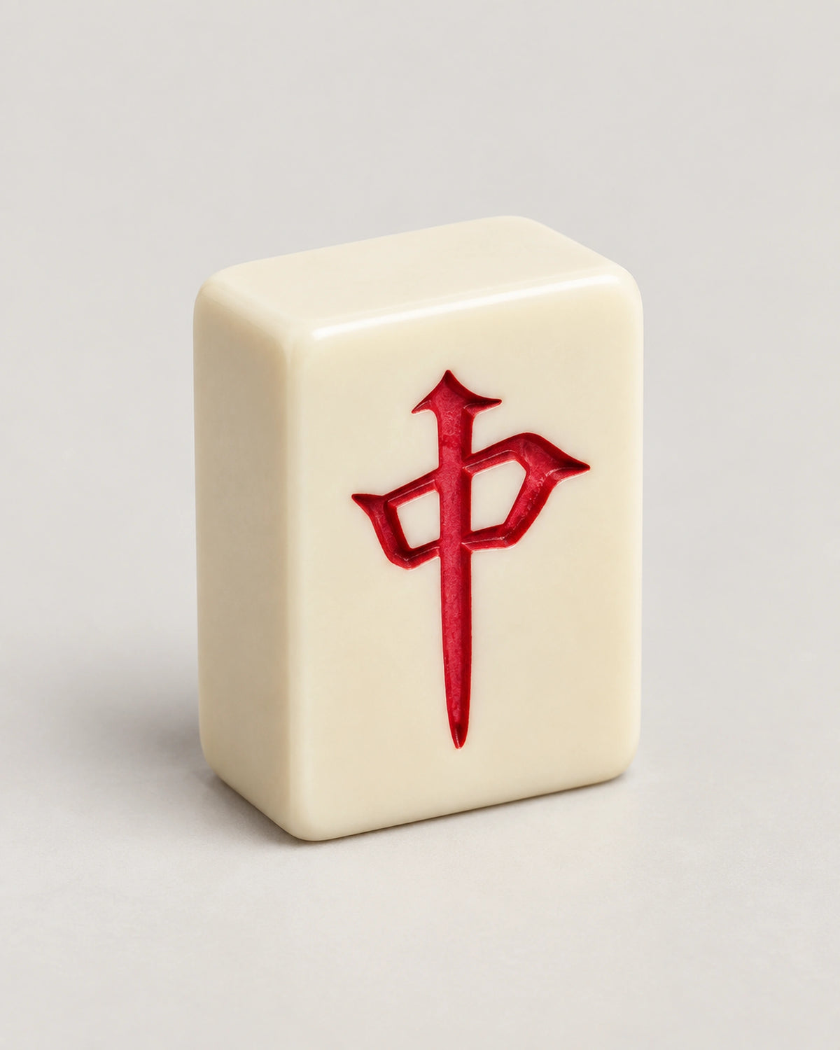 Mini Engraved Mahjong Set - Bone — Single tile detail