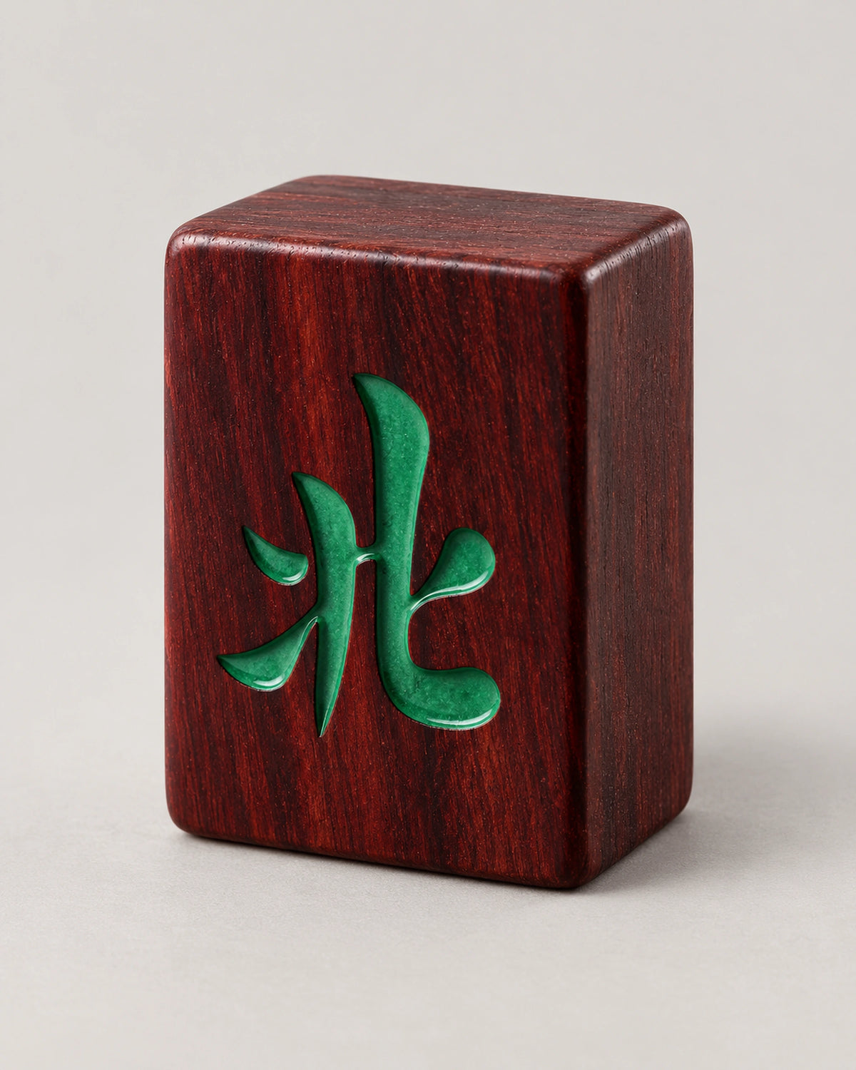 Sandalwood Mahjong Tiles - Madder — Single tile detail